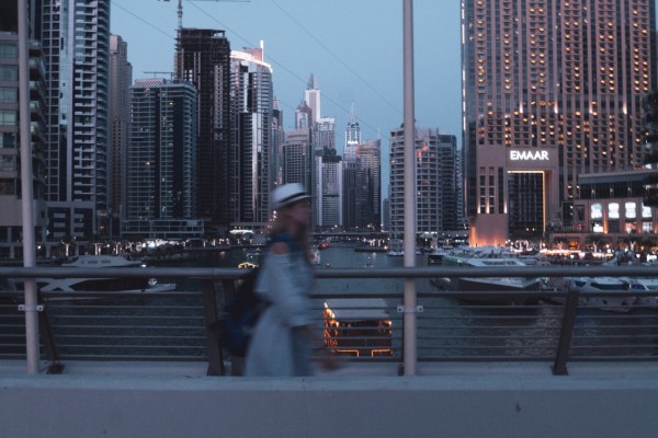 What is a Good Enough Salary to Live Comfortably in Dubai for a Single Person?