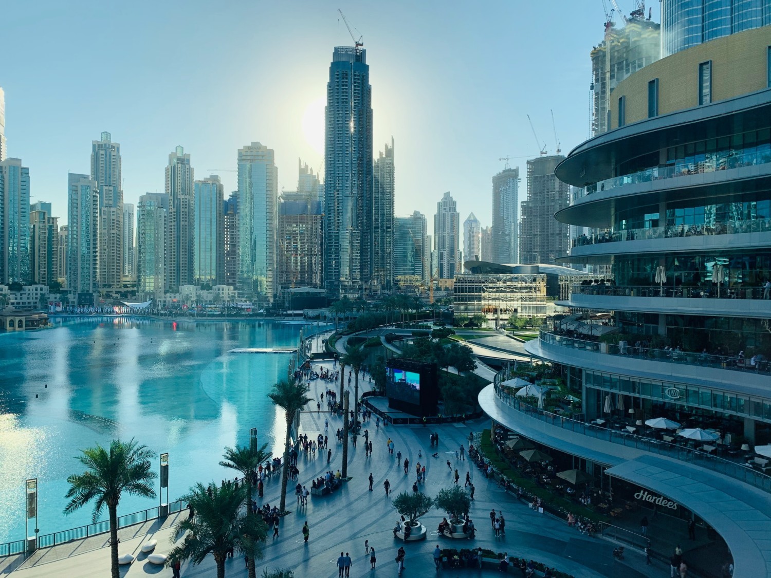 Best Neighbourhoods to Live in Dubai - Ranked for 2022