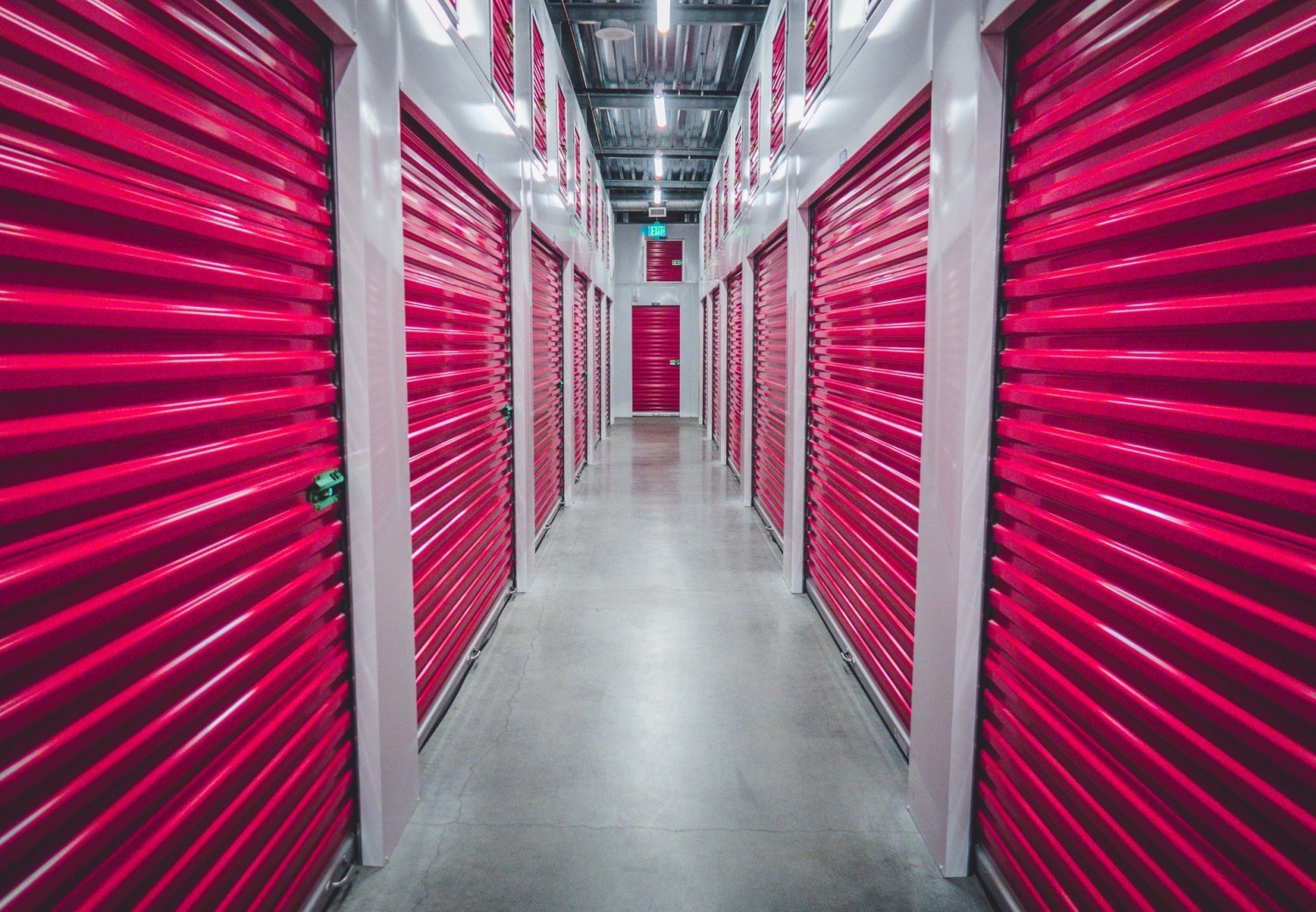 Top Reasons Why Do People Use Self Storage in the UAE